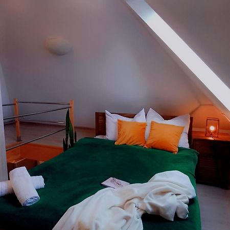 Apartament Pod 12 B Bielsko-Biała Exteriör bild